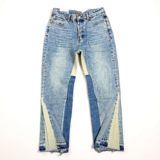 Flared Jeans Dept